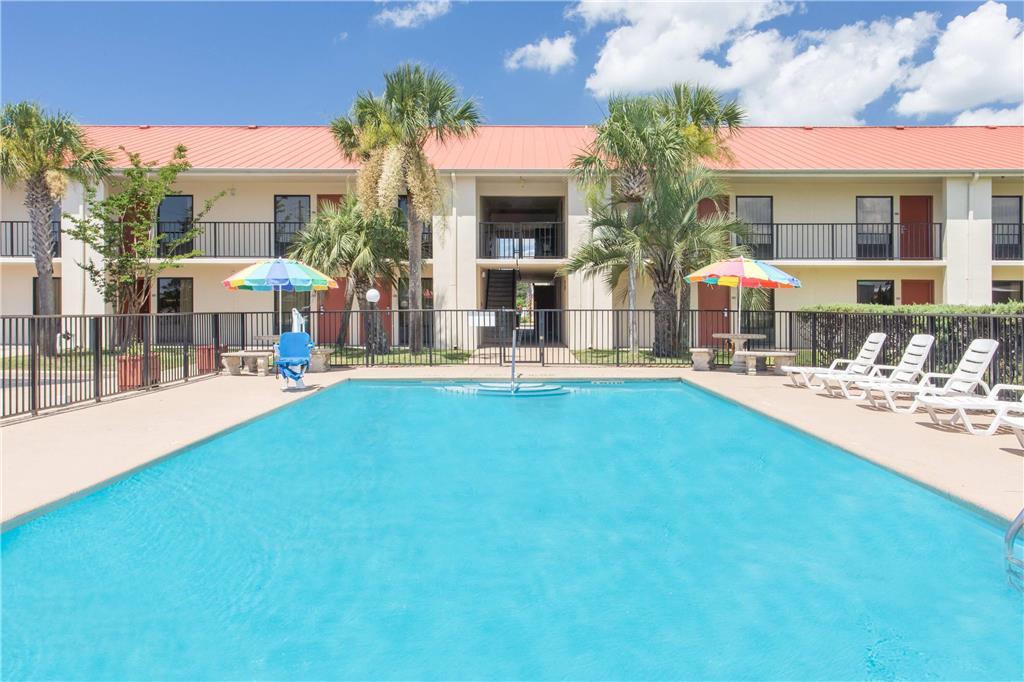 Days Inn & Suites By Wyndham Navarre - Near Beaches Hurlburt Faciliteiten foto